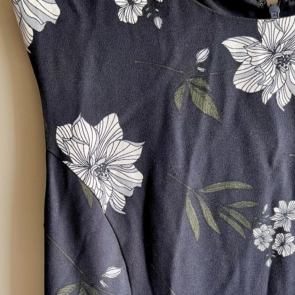 Banana Republic Black Floral Sleeveless Casual Dress - Picture 3 of 4